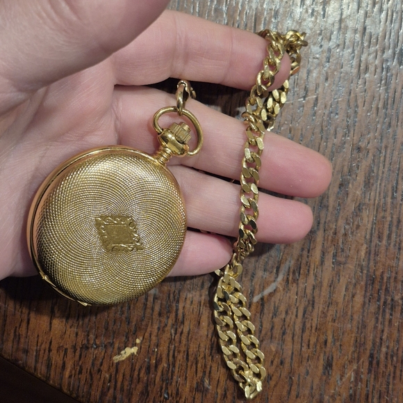Oscar De La Renta Pocket Watch - Picture 3 of 12